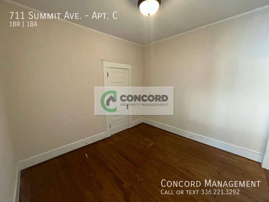 Apartment for rent at 711 Summit Ave #C, Greensboro, NC 27405