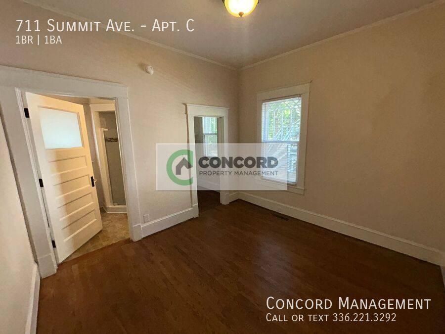 Apartment for rent at 711 Summit Ave #C, Greensboro, NC 27405