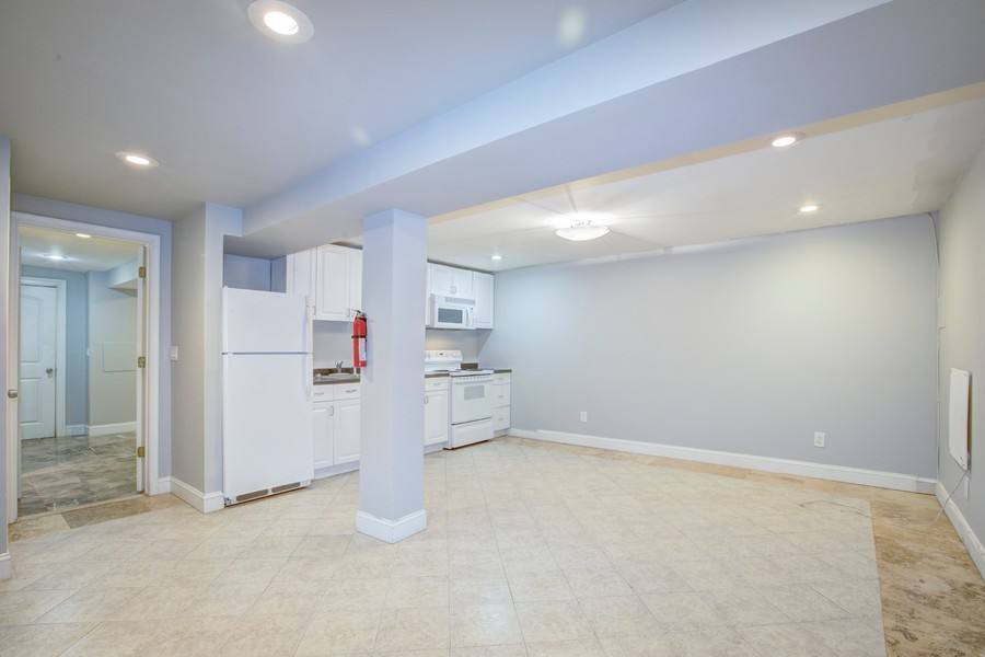 Apartment for rent at 3414 Warder St NW, Washington, DC 20010