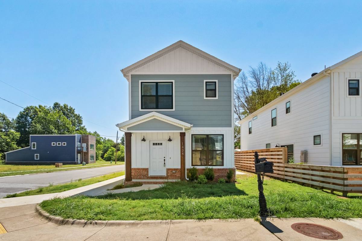 House for rent at 1434 Oakland Ave, Fayetteville, AR 72703