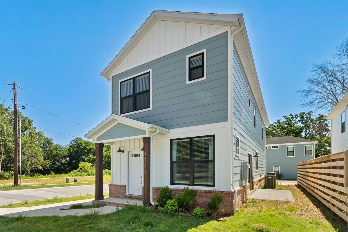 House for rent at 1434 Oakland Ave, Fayetteville, AR 72703