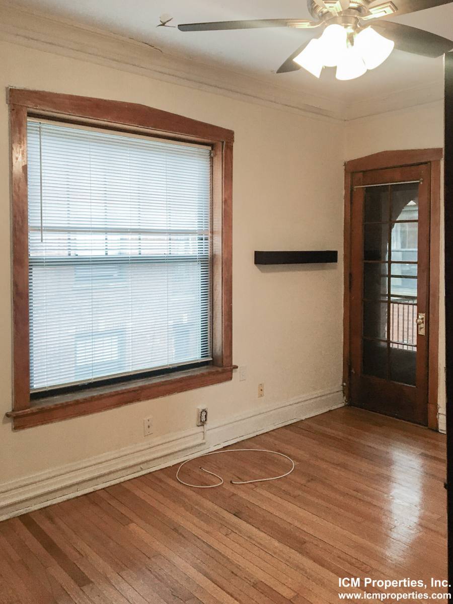 Apartment for rent at 2876 N Clark St #3, Chicago, IL 60657
