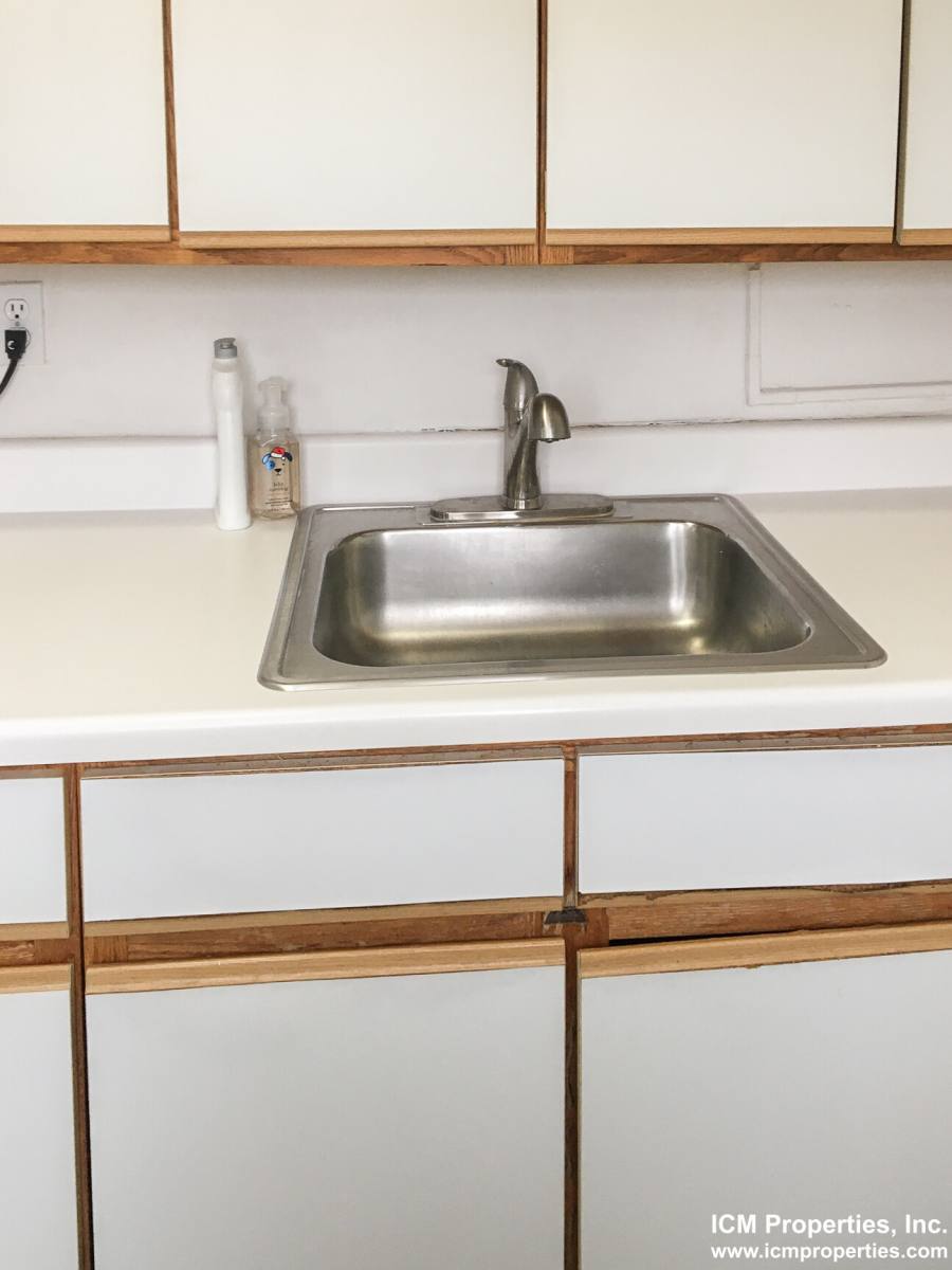 Apartment for rent at 2876 N Clark St #3, Chicago, IL 60657