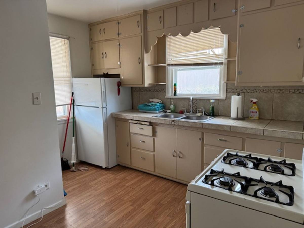 House for rent at 814 E Mesa Ave, Pueblo, CO 81004