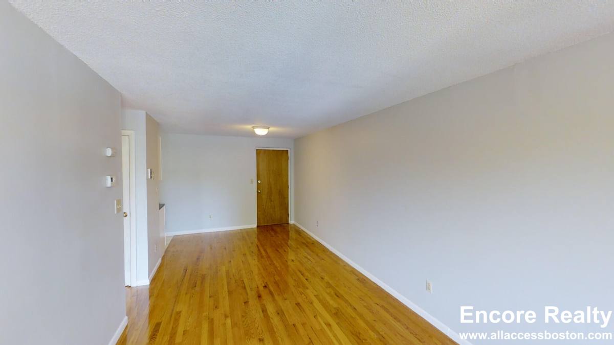 Apartment for rent at 14 Murdock St #2-5, Somerville, MA 02145