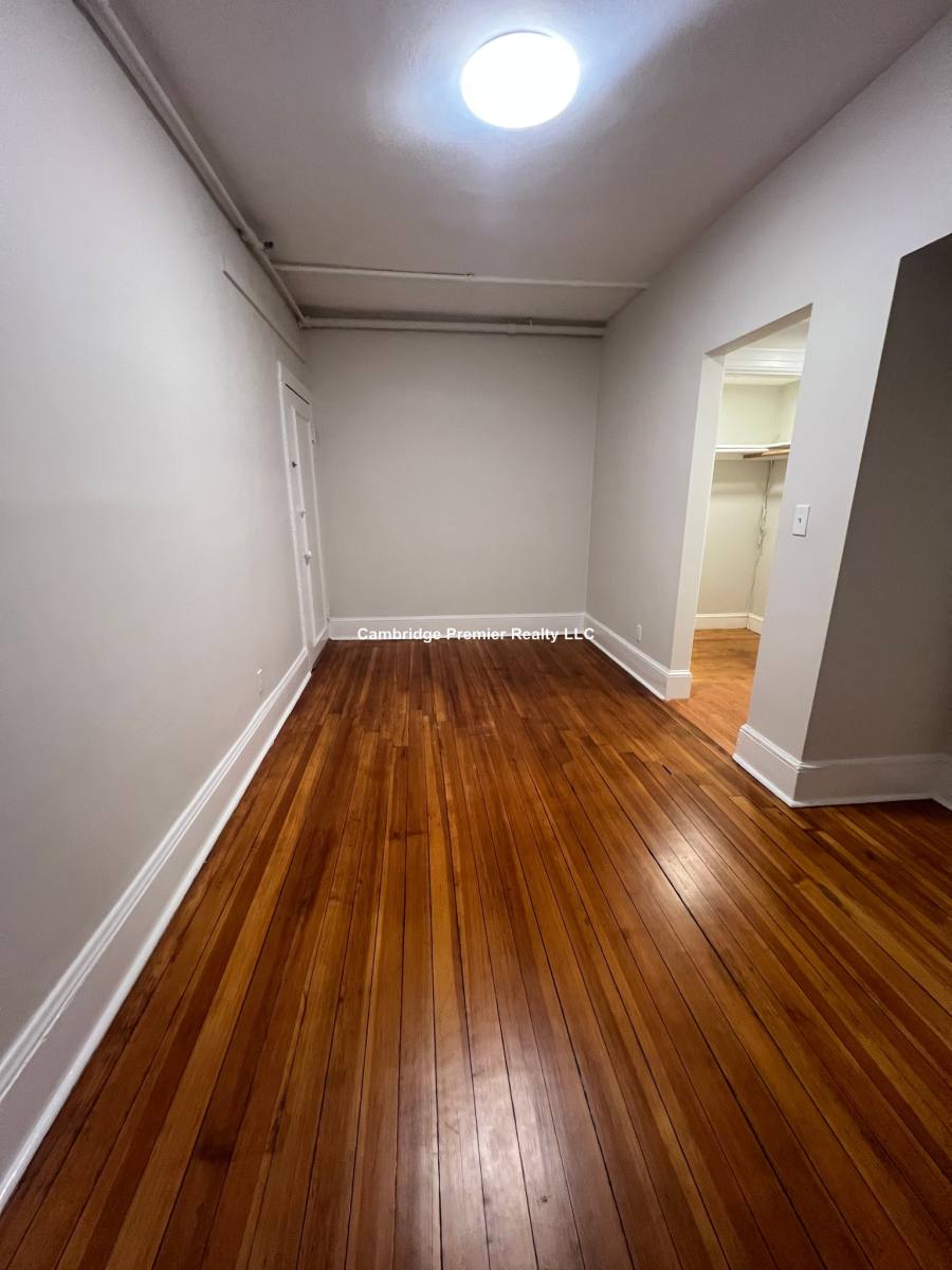 1010 Massachusetts Ave #5, Cambridge, MA 02138 - Apartment for Rent - Image 3