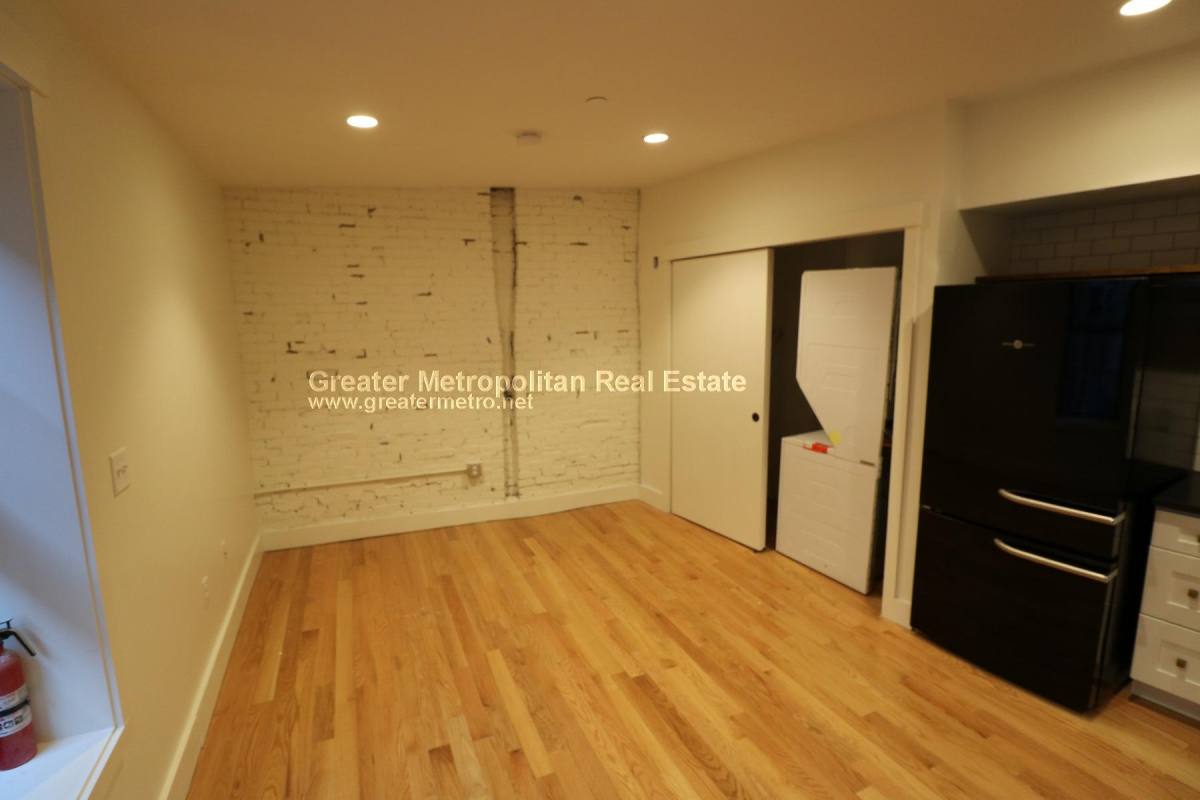 Apartment for rent at 280 N St #2, Boston, MA 02109