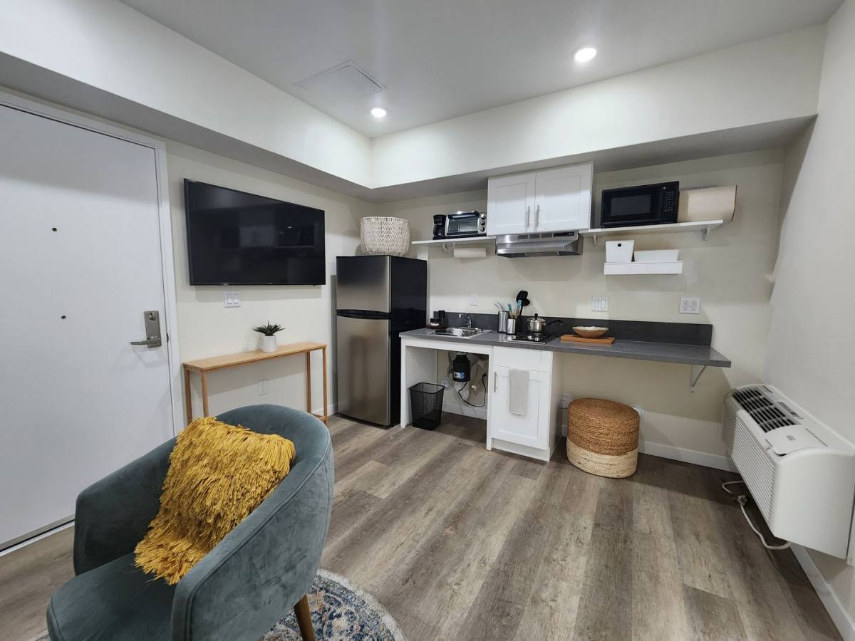 Apartment for rent at 228 N Soto St, Los Angeles, CA 90033
