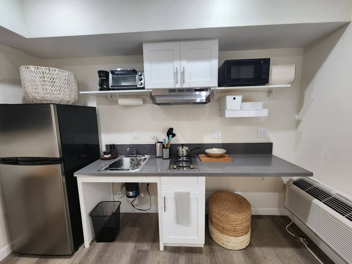 Apartment for rent at 228 N Soto St, Los Angeles, CA 90033