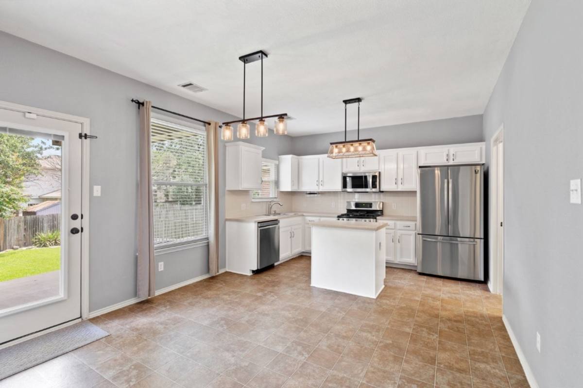 House for rent at 2704 Greenlee Dr, Leander, TX 78641