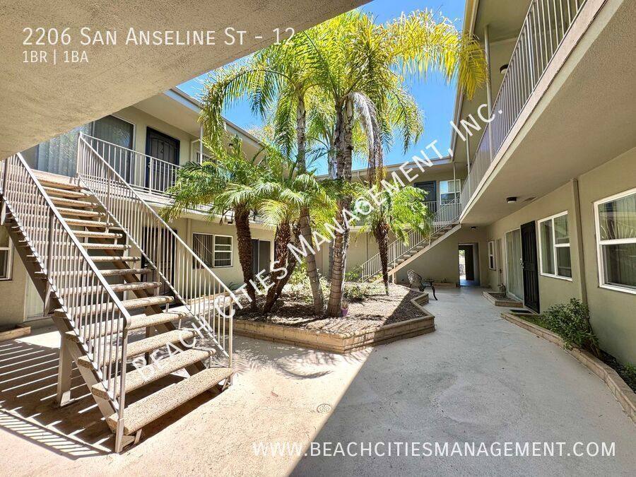 Apartment for rent at 2206 San Anseline St #12, Long Beach, CA 90815