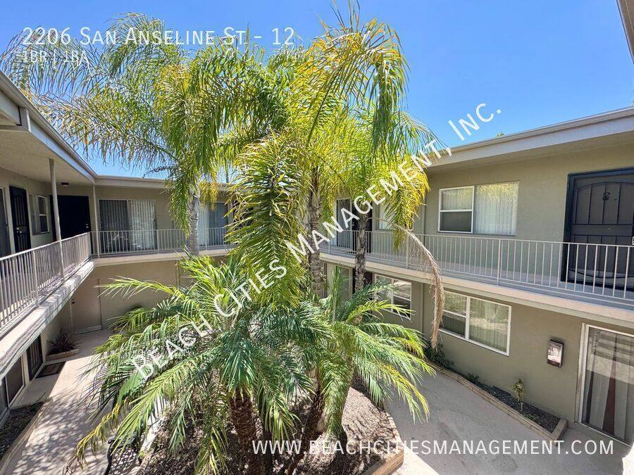 Apartment for rent at 2206 San Anseline St #12, Long Beach, CA 90815