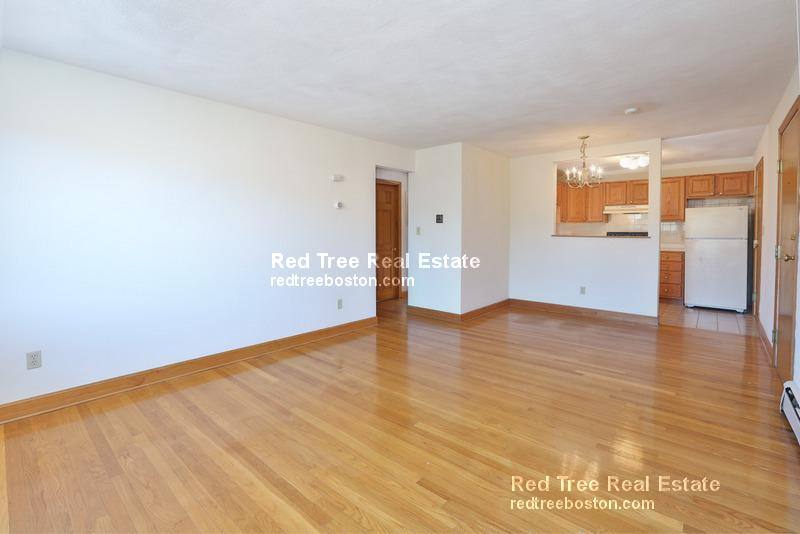 Apartment for rent at 288 Grove St #2, Auburndale, MA 02466