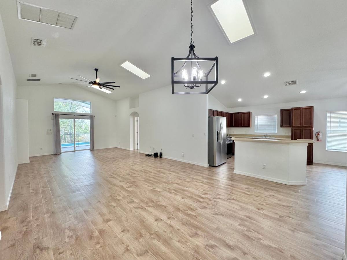 House for rent at 502 Viola Dr, Davenport, FL 33837