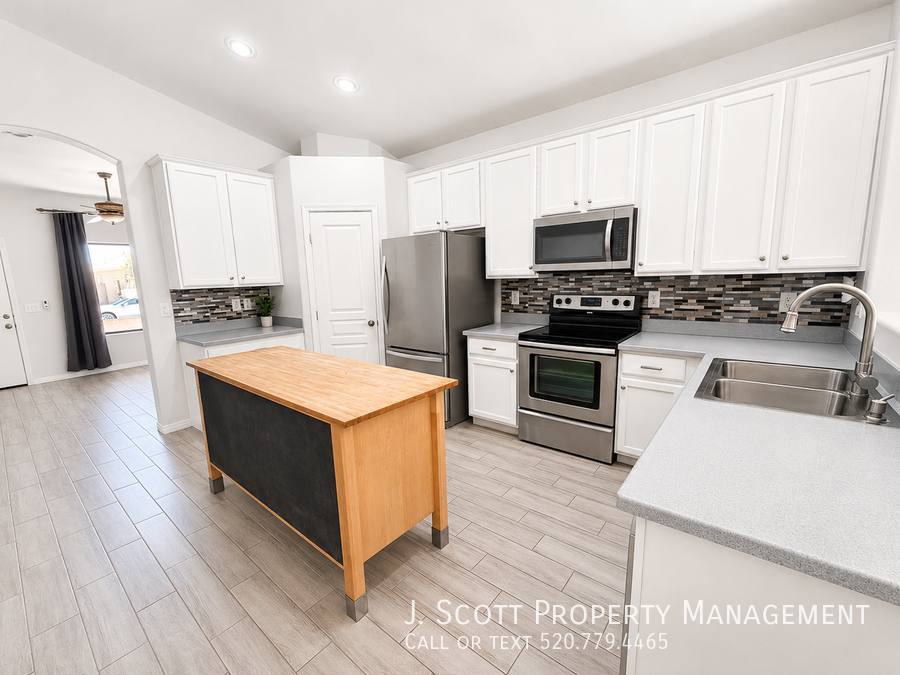 House for rent at 1207 W Carson Rd, Phoenix, AZ 85041