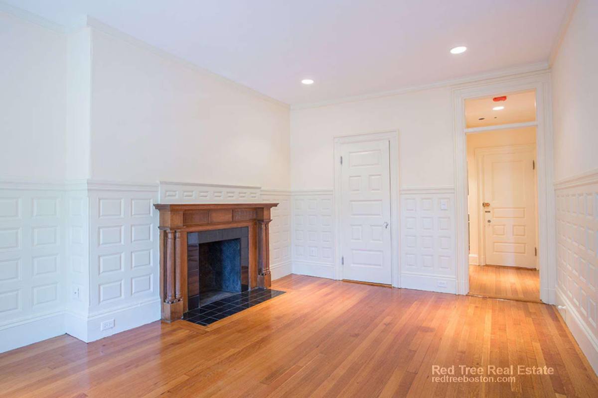 Apartment for rent at 379 Commonwealth Ave #6, Boston, MA 02115