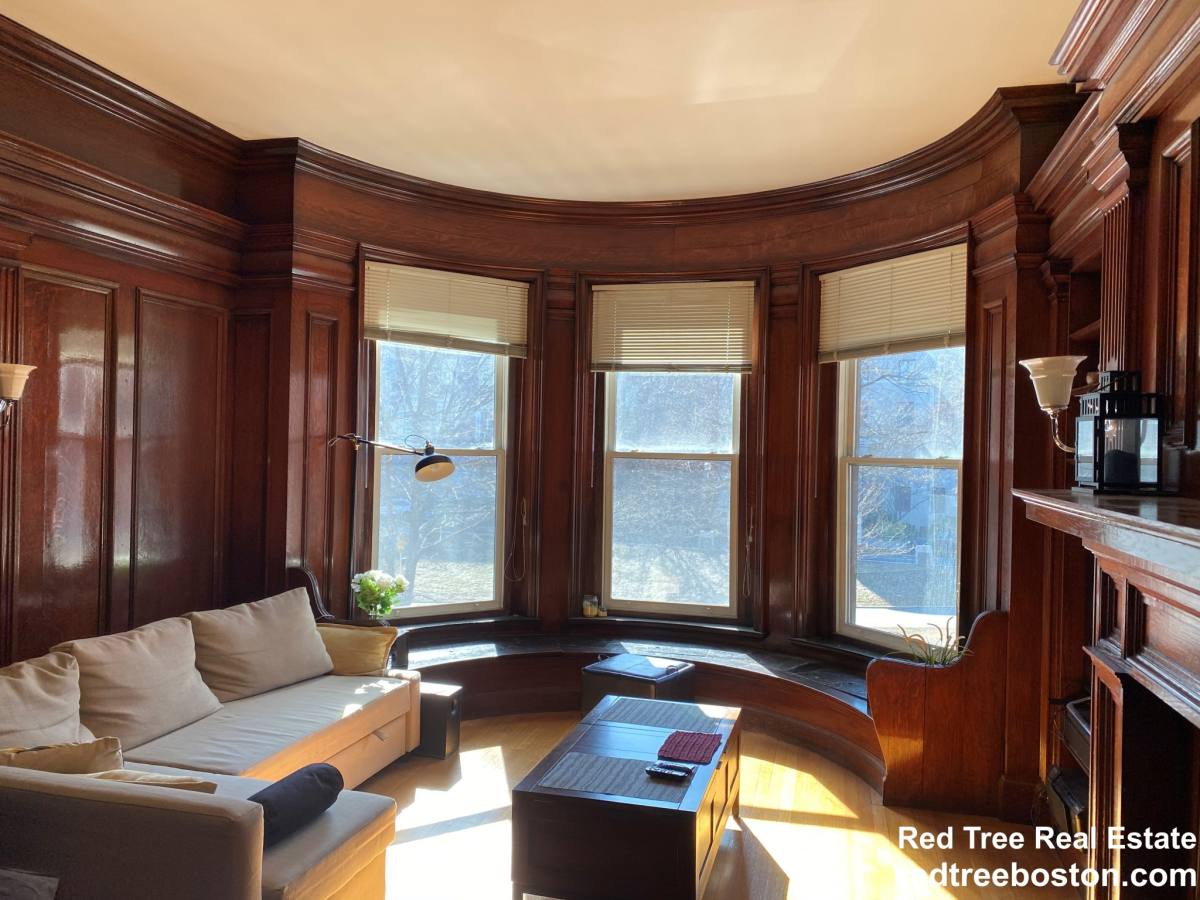 Apartment for rent at 379 Commonwealth Ave #6, Boston, MA 02115