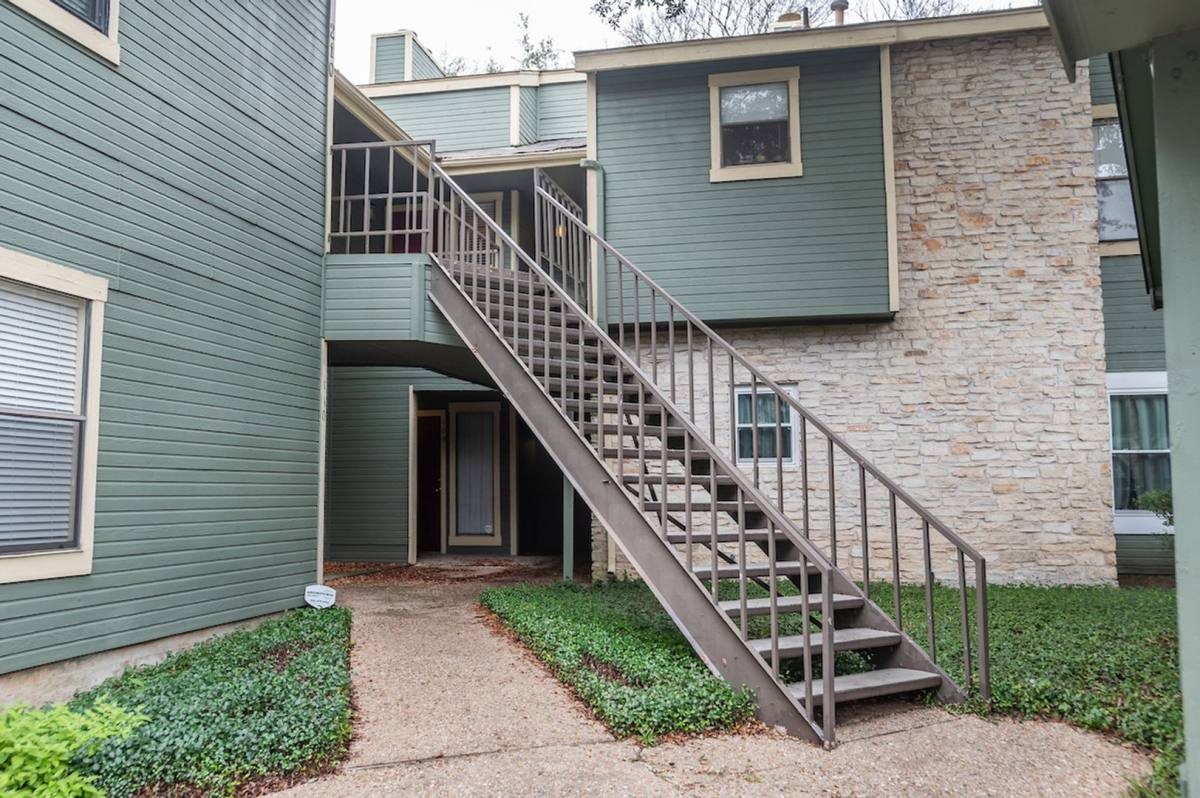 Condo for rent at 11970 Jollyville Rd, Austin, TX 78759