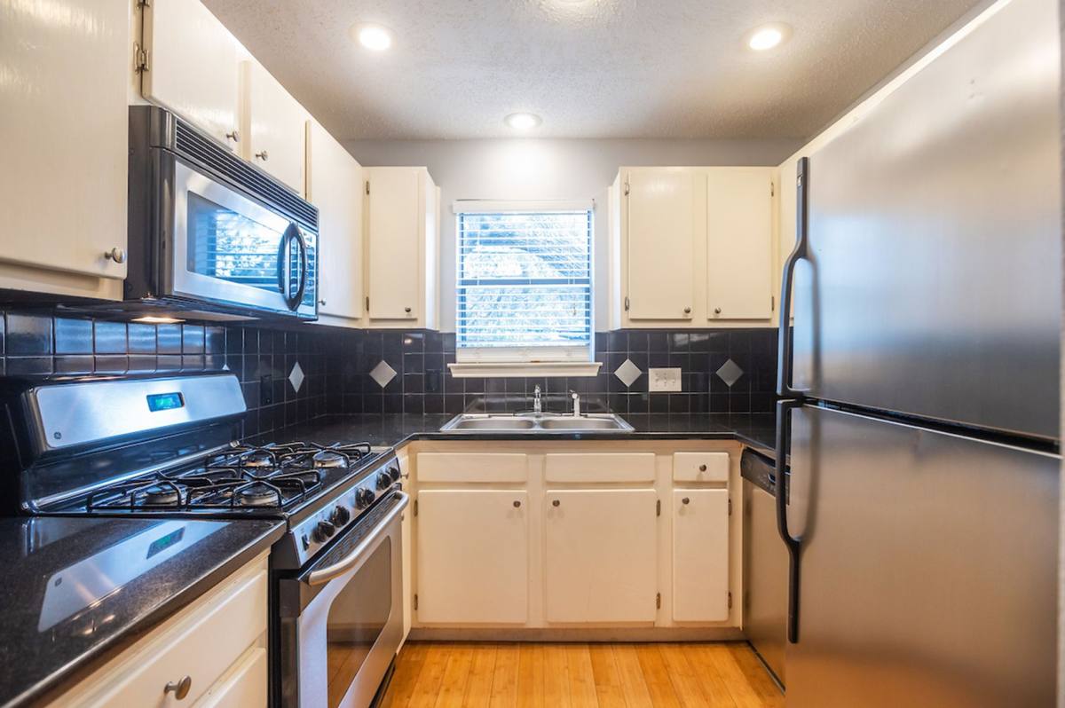 Condo for rent at 11970 Jollyville Rd, Austin, TX 78759