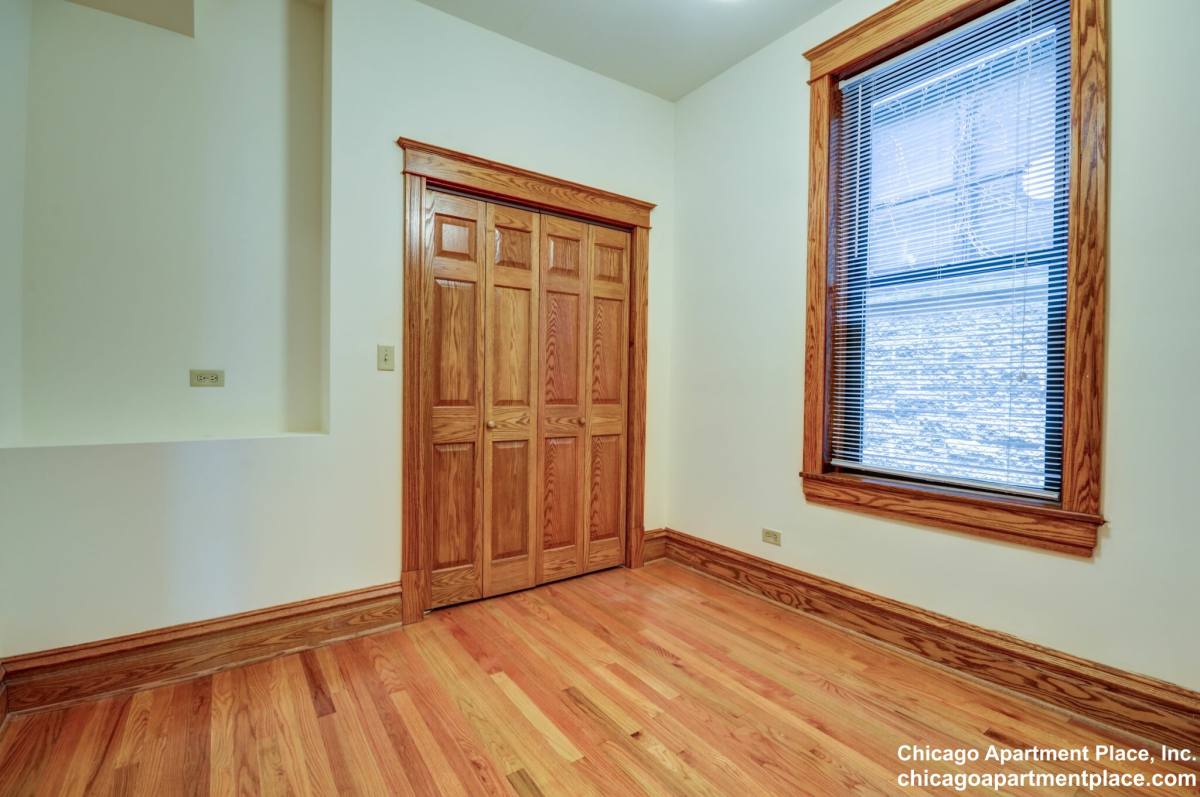 Apartment for rent at 3722 N Fremont #2, Chicago, IL 60613
