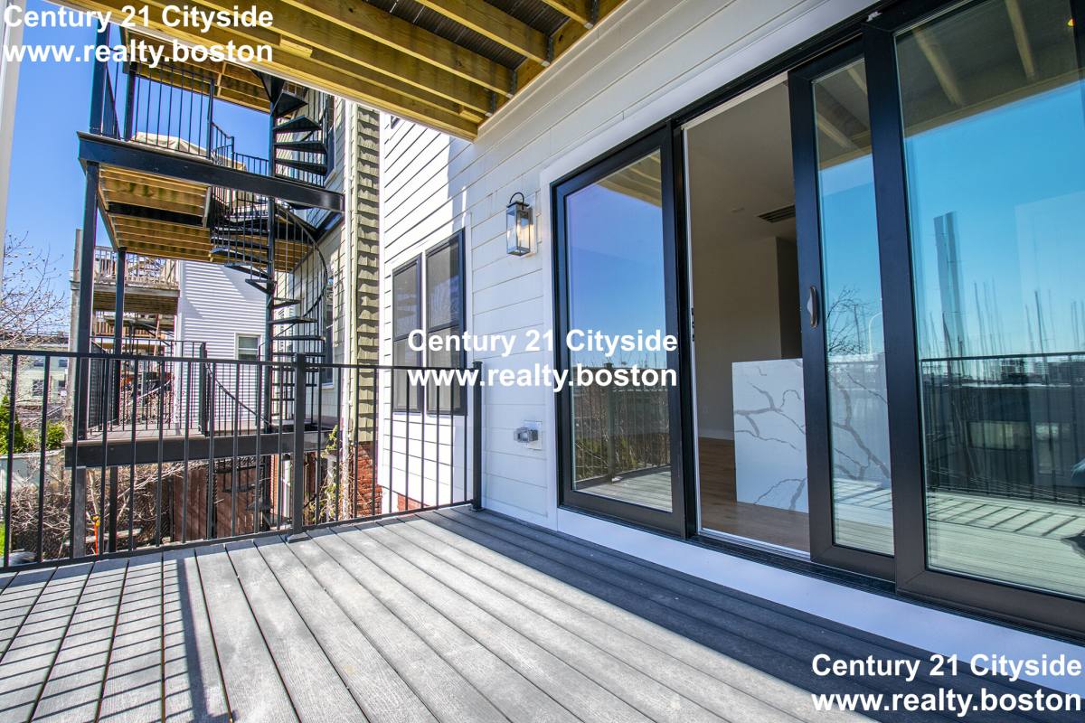 Apartment for rent at 275 Webster #3, East Boston, MA 02128