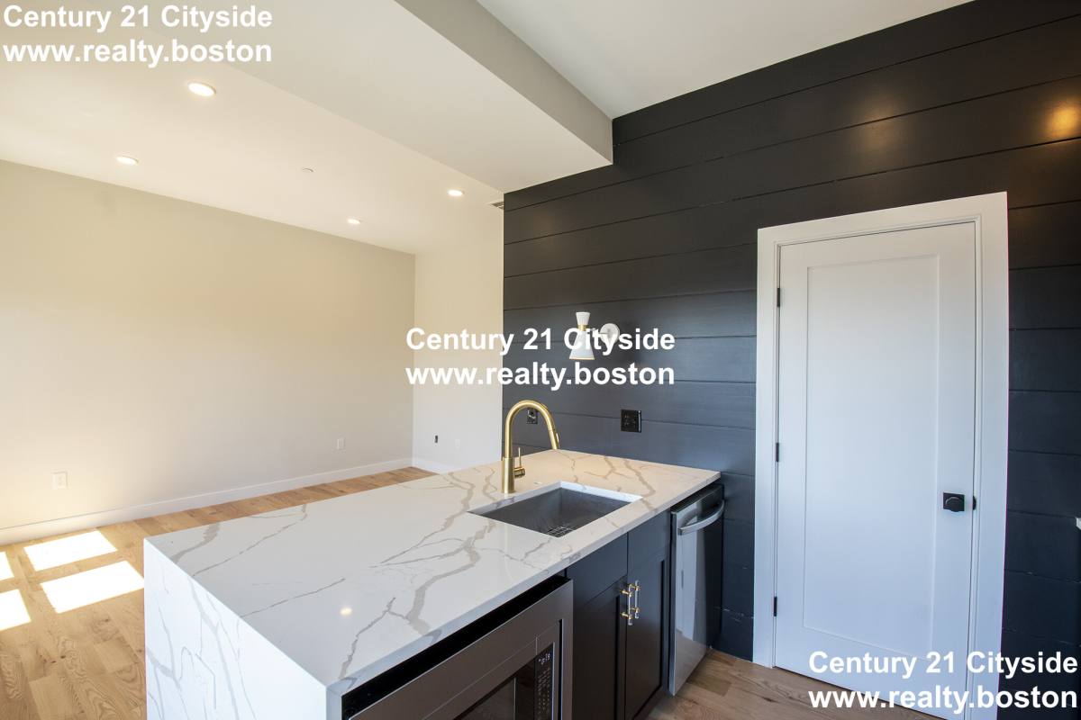 Apartment for rent at 275 Webster #3, East Boston, MA 02128