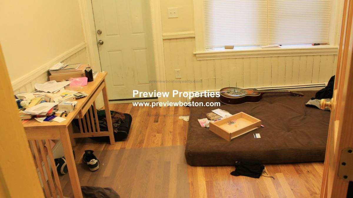 Apartment for rent at 127 Cedar St #3P, Roxbury, MA 02119