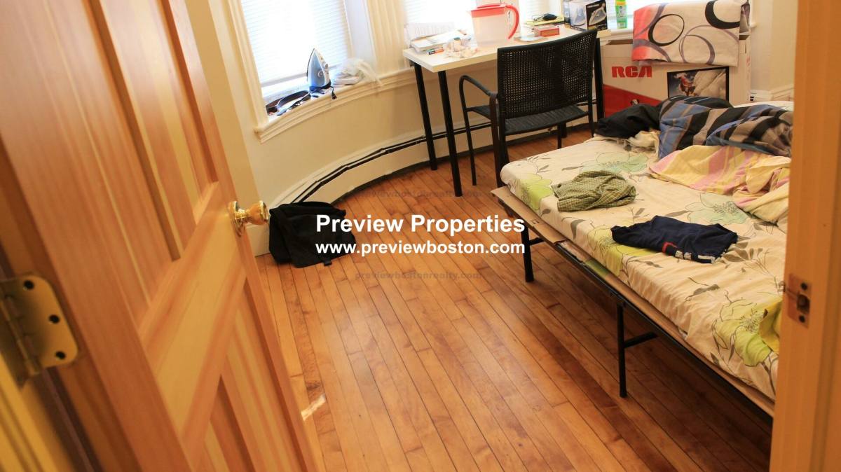 Apartment for rent at 127 Cedar St #3P, Roxbury, MA 02119
