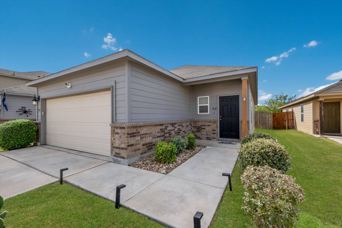 House for rent at 3023 Laguna Cliffs, Converse, TX 78109