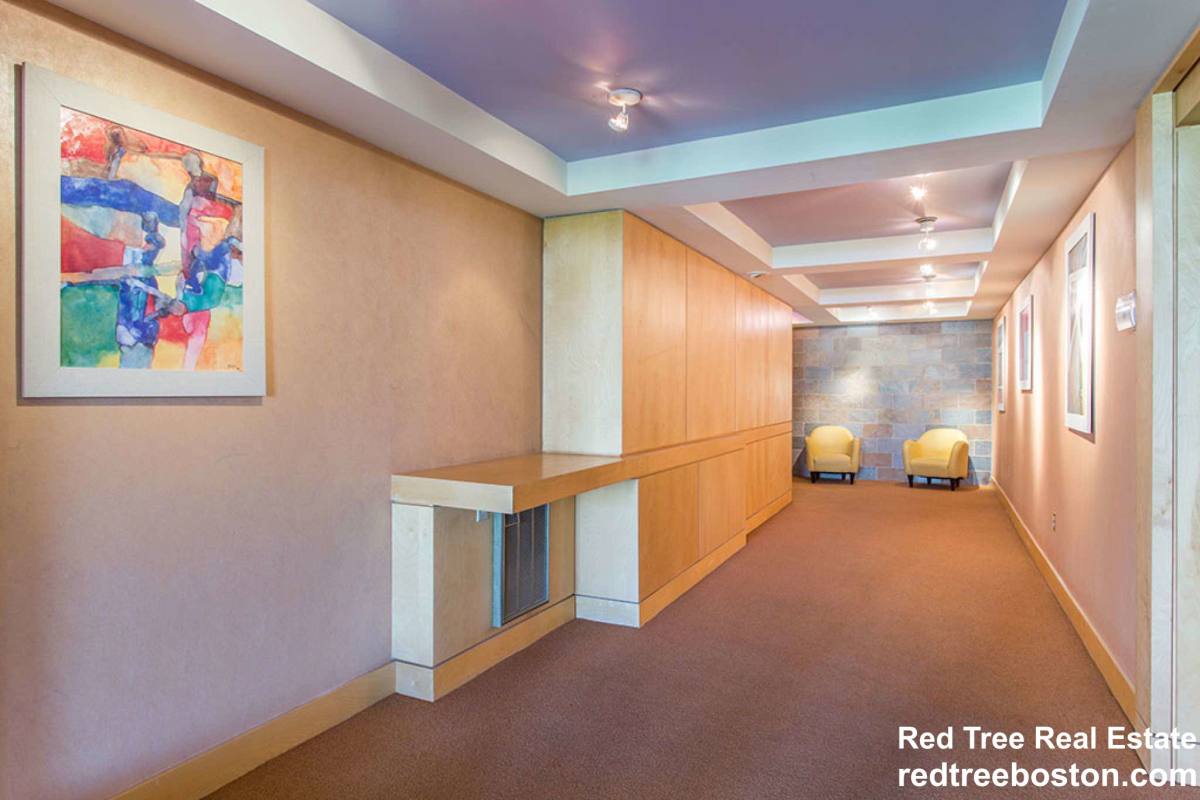 Apartment for rent at 320 Hammond Pond Parkway #204, Chestnut Hill, MA 02467