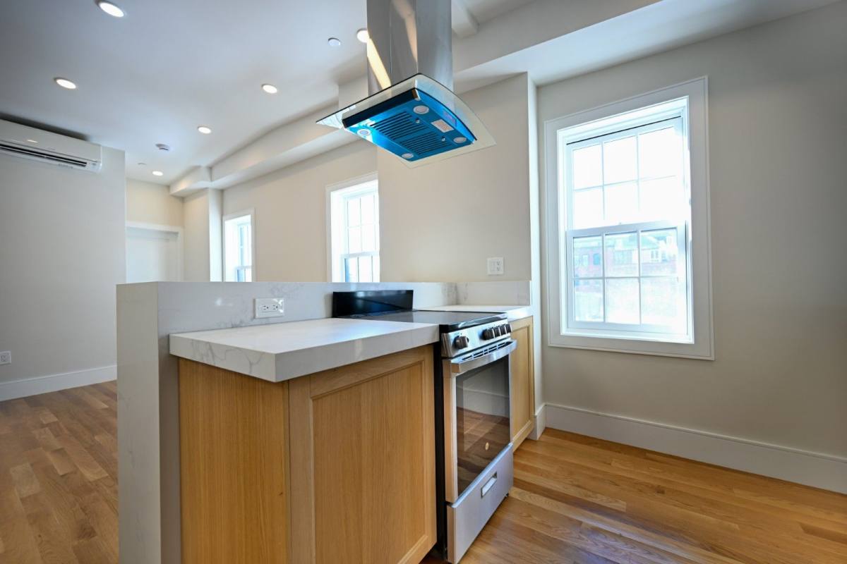 Apartment for rent at 18 Winchester St, Boston, MA 02116