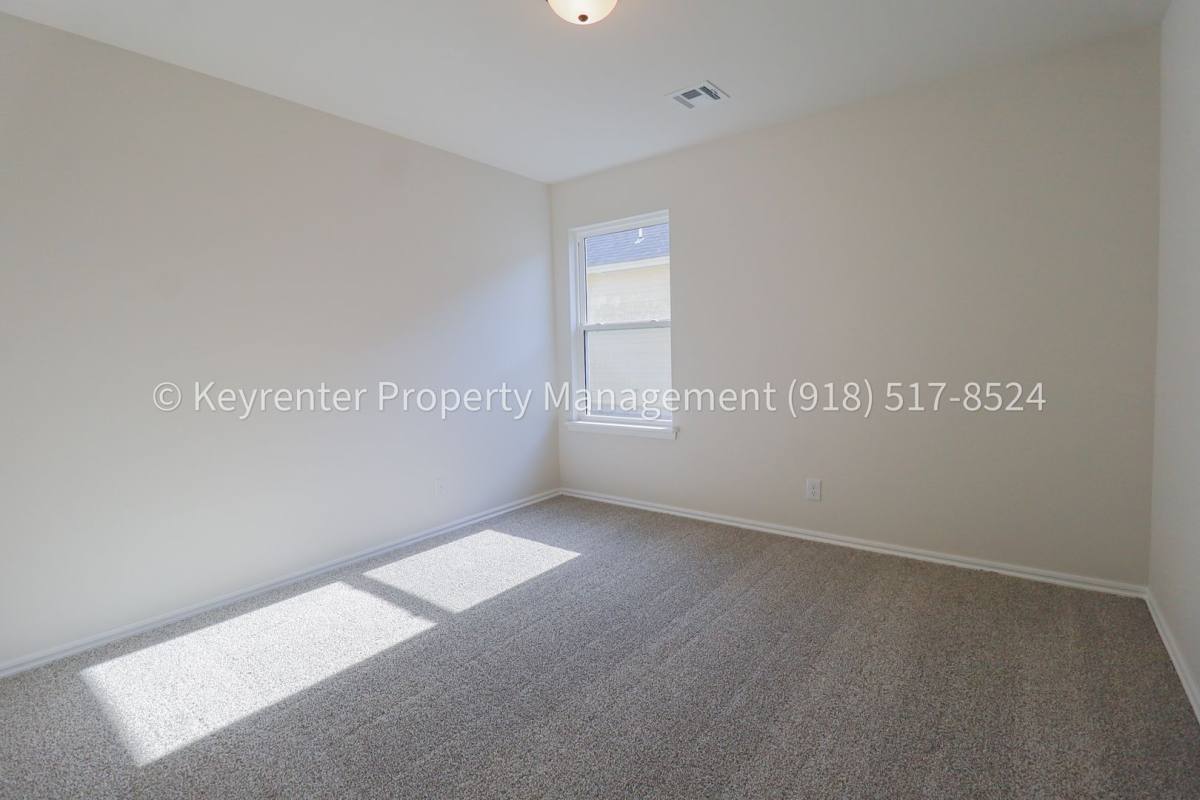 House for rent at 4500 W Winston St, Broken Arrow, OK 74011
