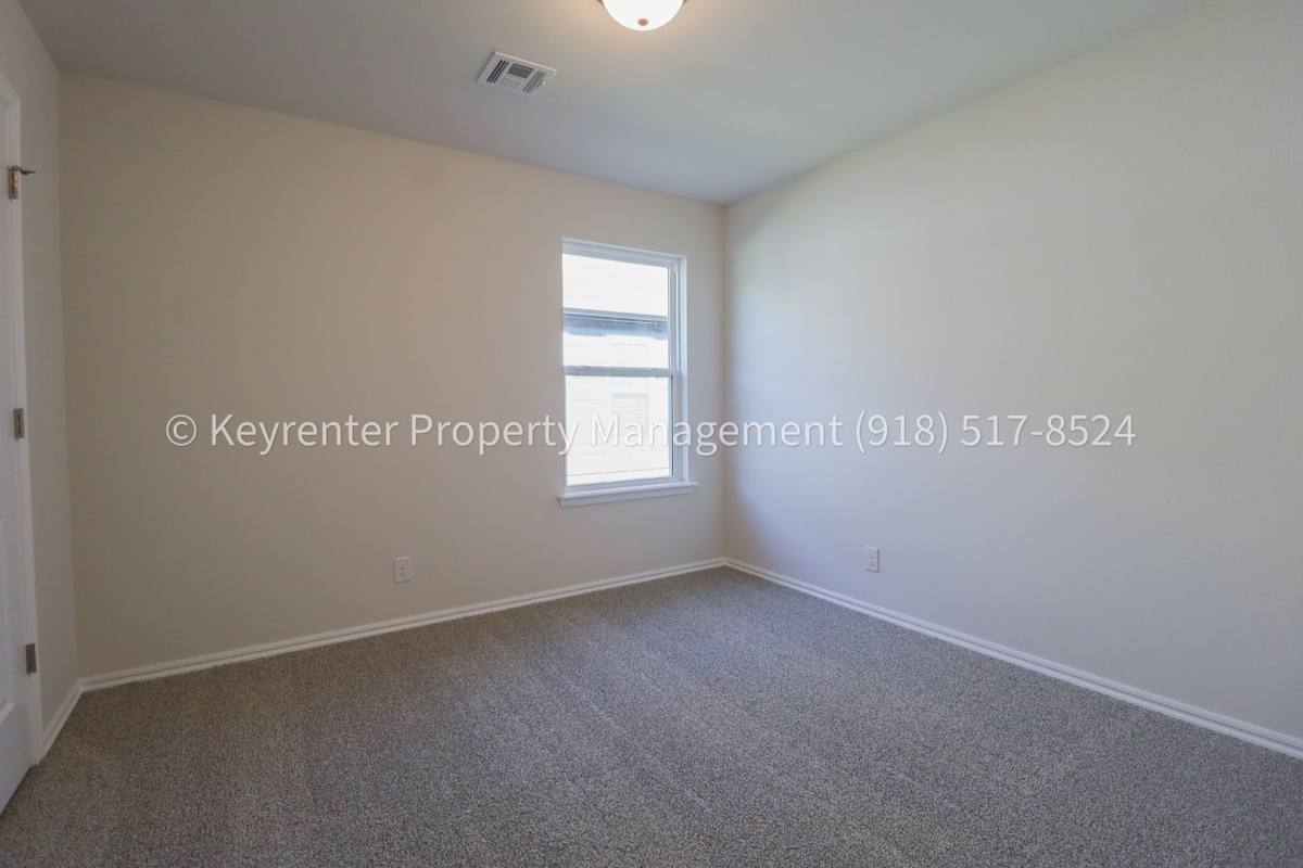 House for rent at 4500 W Winston St, Broken Arrow, OK 74011