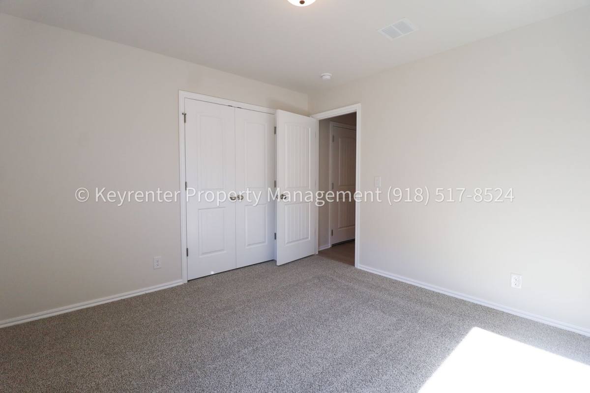 House for rent at 4500 W Winston St, Broken Arrow, OK 74011