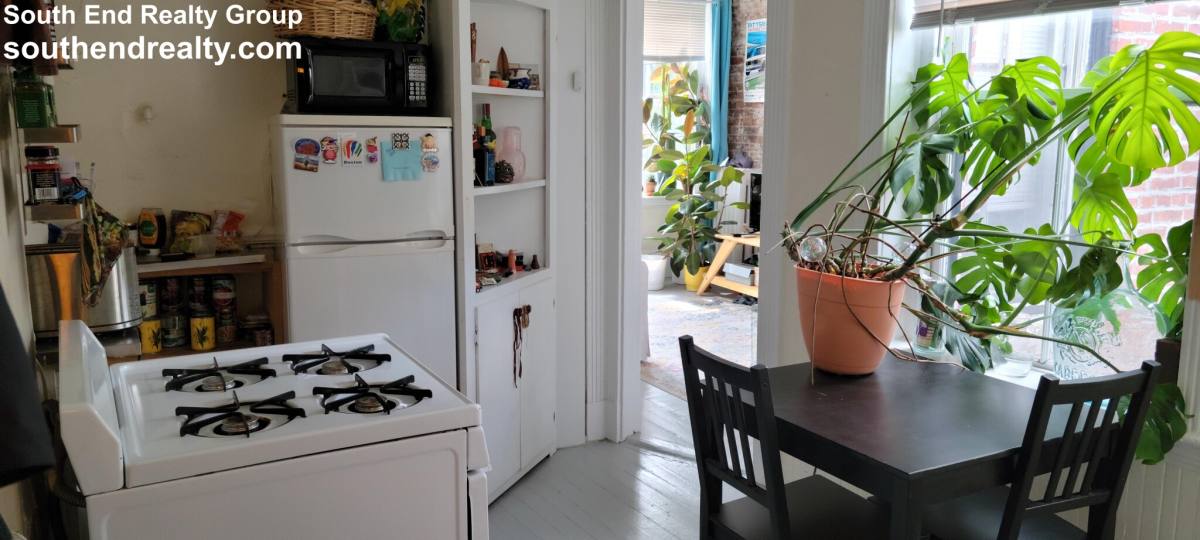 Apartment for rent at 74 Myrtle St #10, Boston, MA 02114