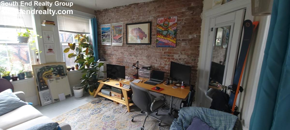 Apartment for rent at 74 Myrtle St #10, Boston, MA 02114