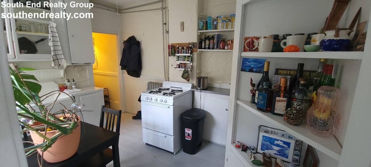 Apartment for rent at 74 Myrtle St #10, Boston, MA 02114