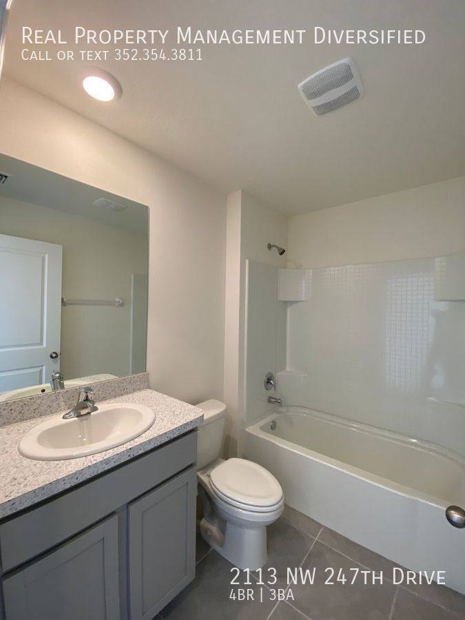House for rent at 2113 NW 247th Dr, Newberry, FL 32669