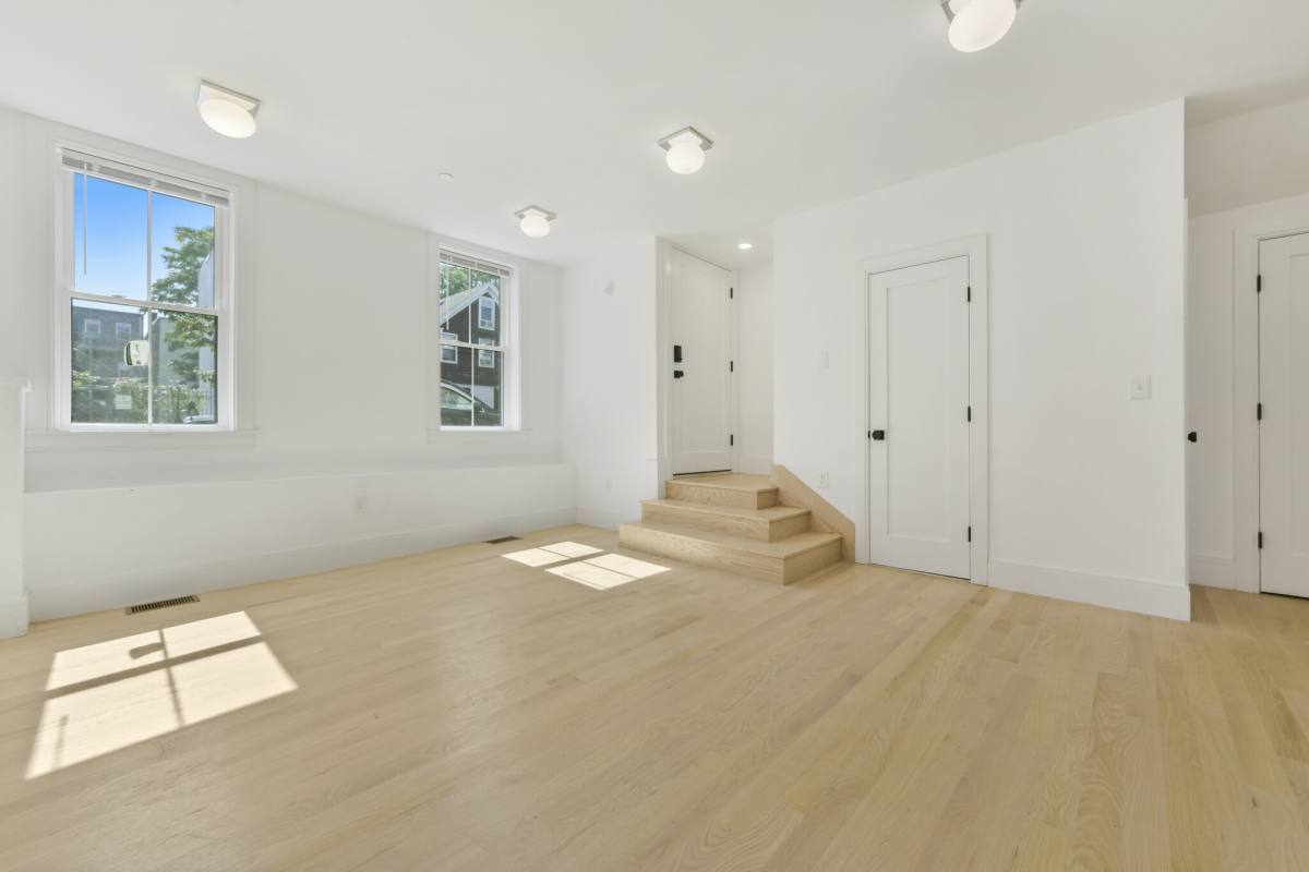 Apartment for rent at 86 Chelsea #1, East Boston, MA 02128