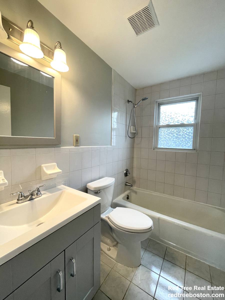 House for rent at 59 Desoto Rd #2, West Roxbury, MA 02132