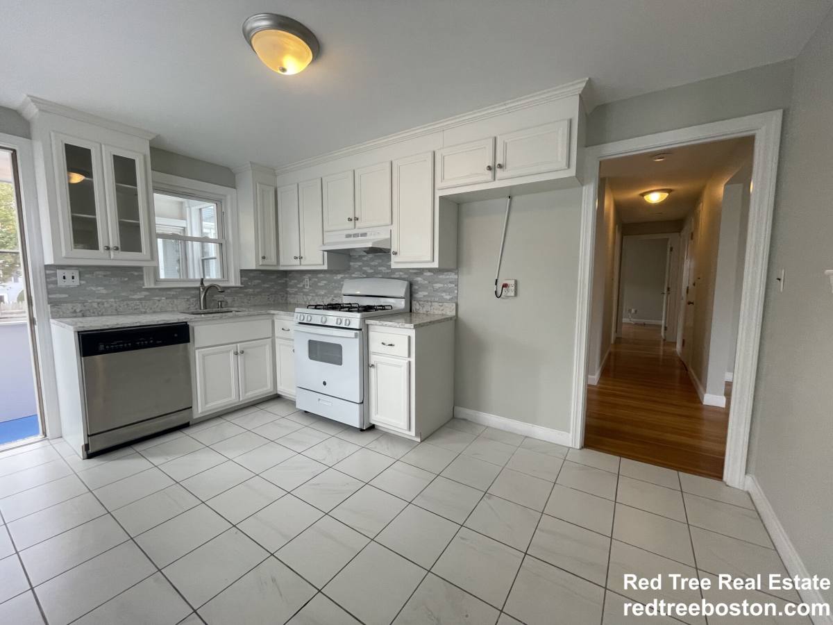 House for rent at 59 Desoto Rd #2, West Roxbury, MA 02132