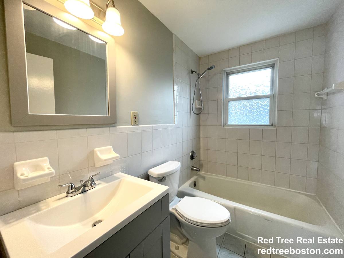 House for rent at 59 Desoto Rd #2, West Roxbury, MA 02132