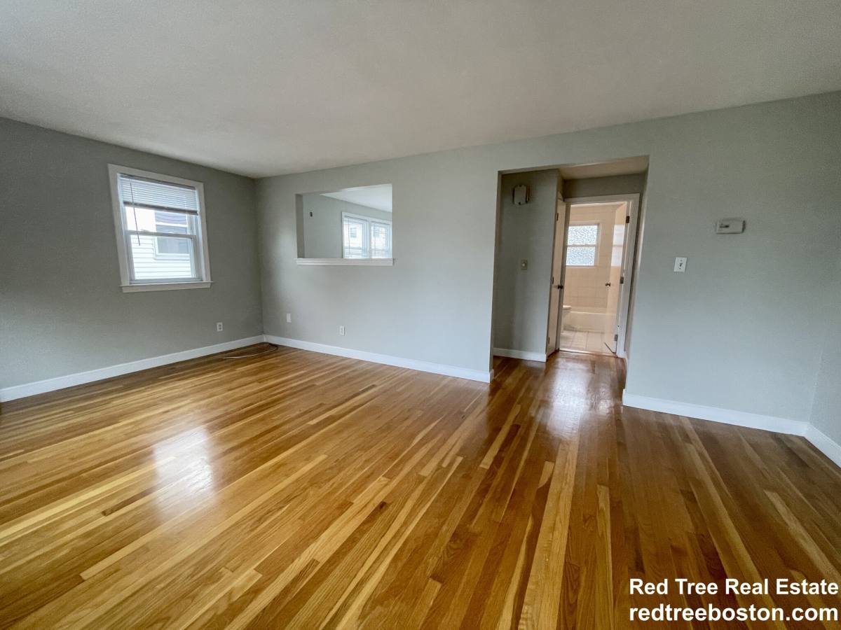 House for rent at 59 Desoto Rd #2, West Roxbury, MA 02132