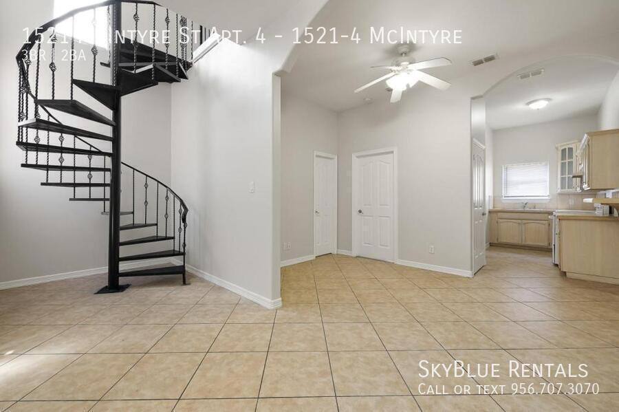 Townhouse for rent at 1521 McIntyre St #4, Edinburg, TX 78541