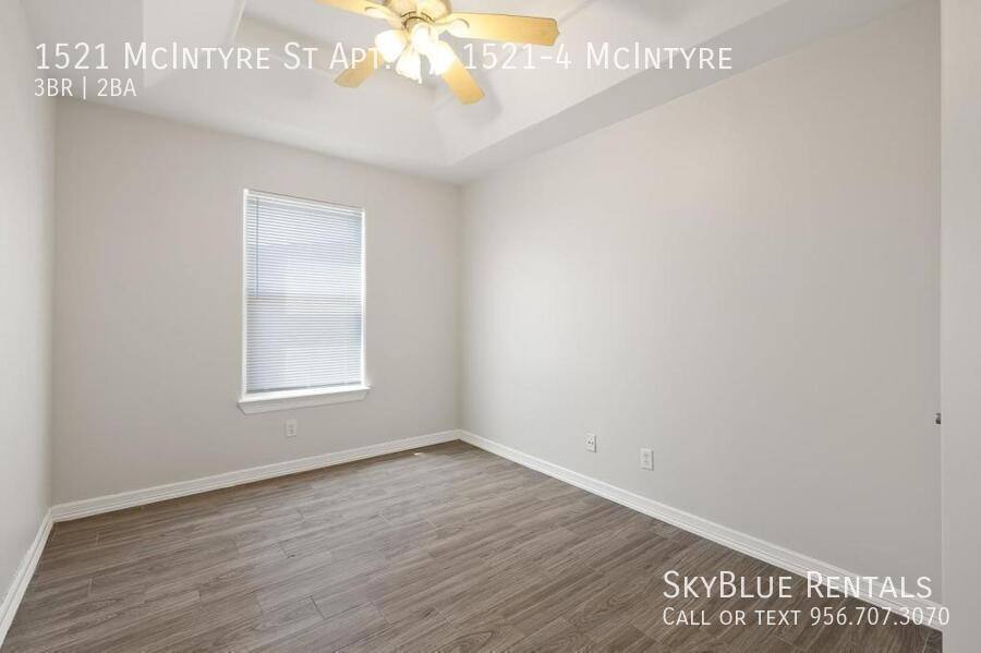 Townhouse for rent at 1521 McIntyre St #4, Edinburg, TX 78541