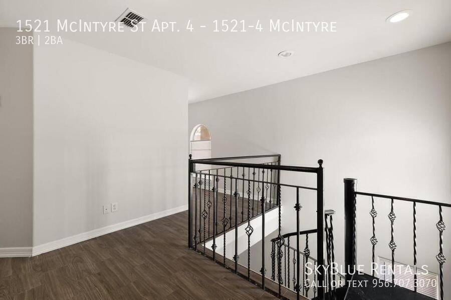 Townhouse for rent at 1521 McIntyre St #4, Edinburg, TX 78541