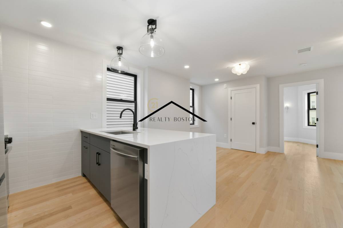 Apartment for rent at 516 Sumner #3, East Boston, MA 02128