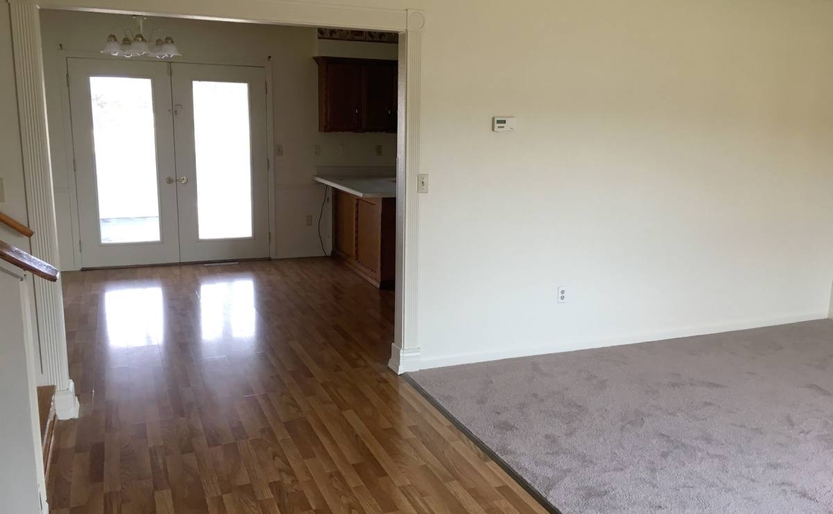 House for rent at 20225 Simmons Rd, Waynesville, MO 65583