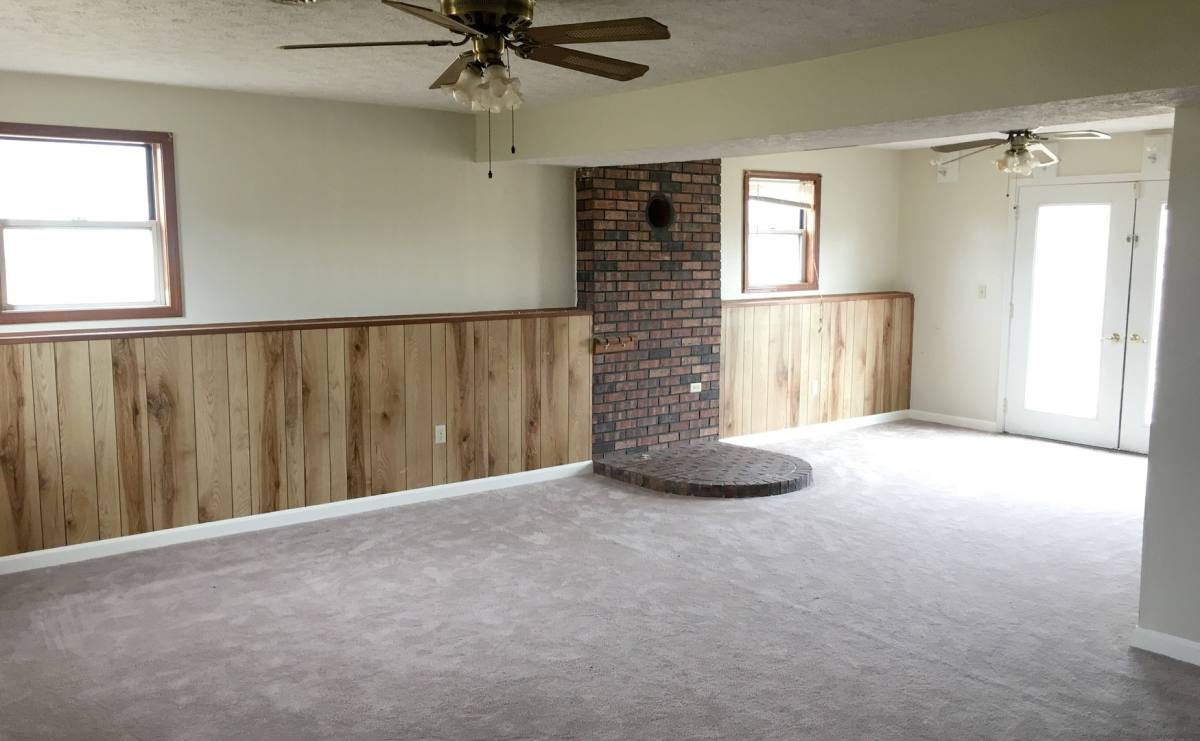 House for rent at 20225 Simmons Rd, Waynesville, MO 65583