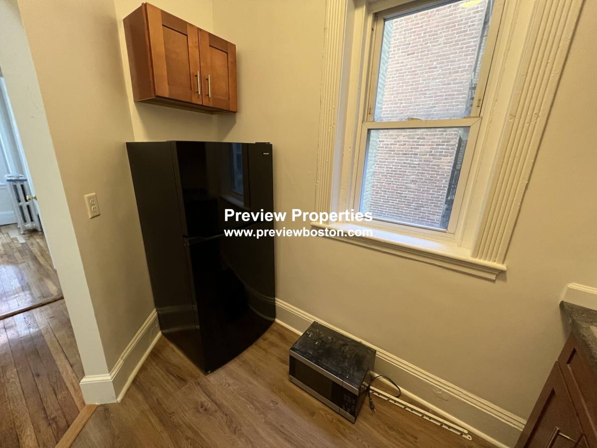 Apartment for rent at 1334 Commonwealth Ave #4P, Brighton, MA 02135